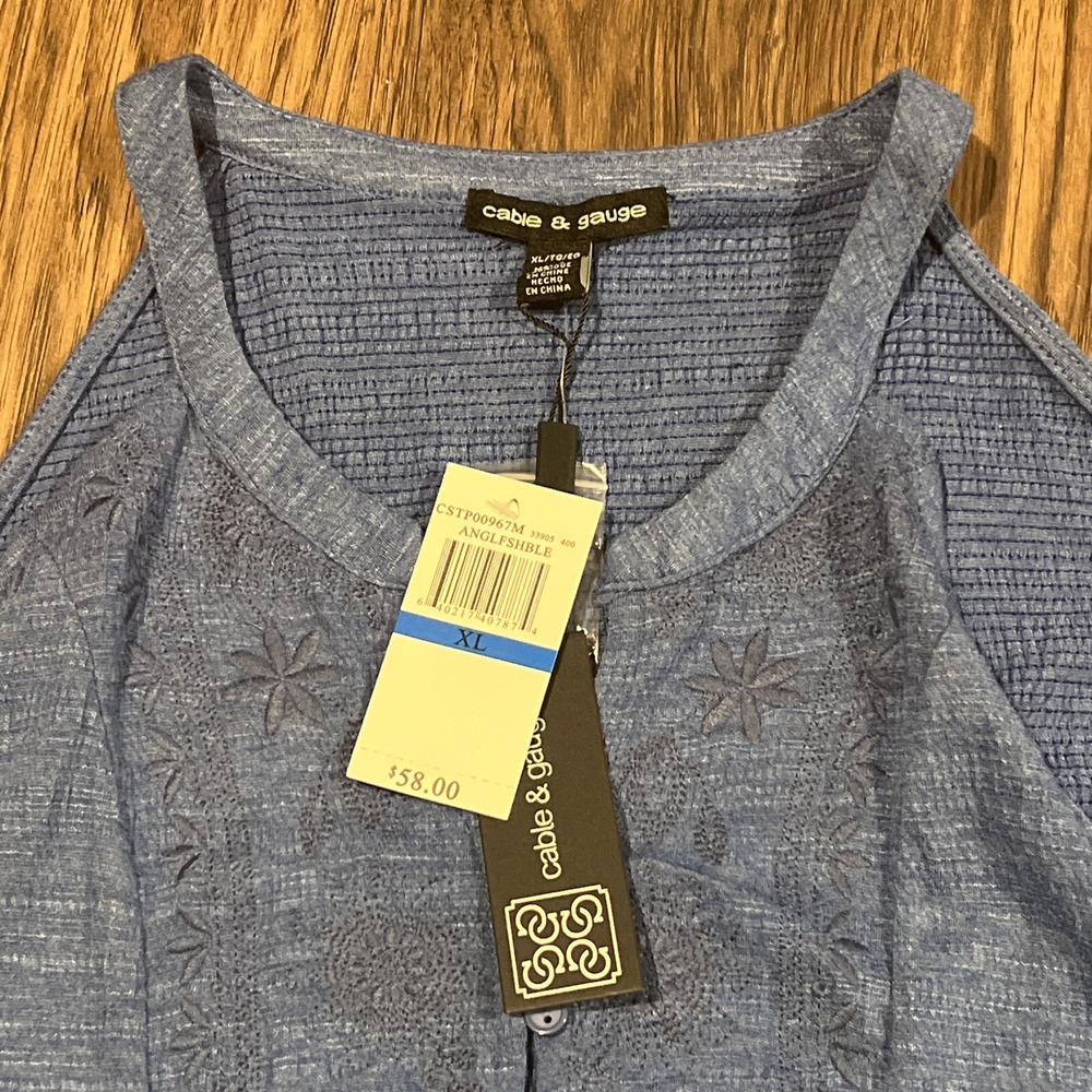 NWT Cable & Gauge Blue Sleeveless Top Blouse Floral Embroidery Flare Size XL - Picture 3 of 7